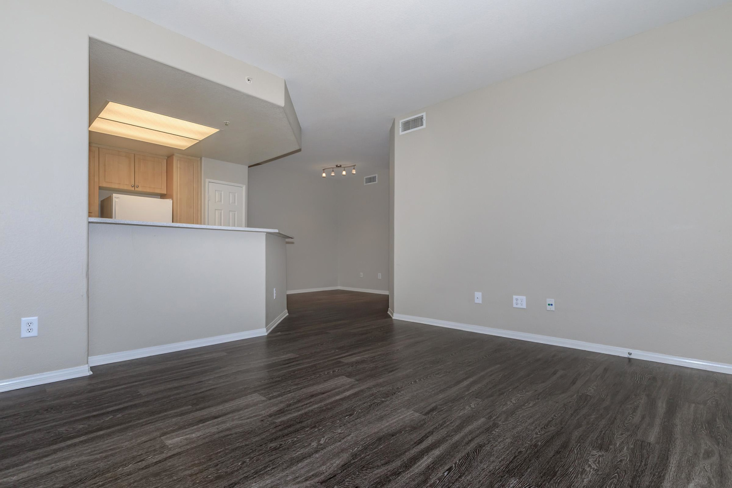 Laurel Glen Apartment Homes Image 10