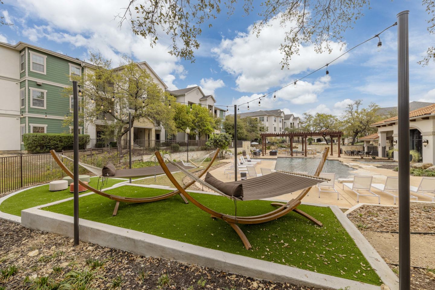 Pecan Springs Image 17