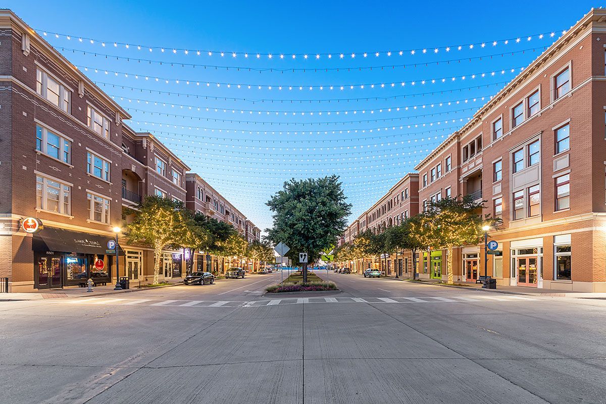 Plaza At Frisco Square Image 4