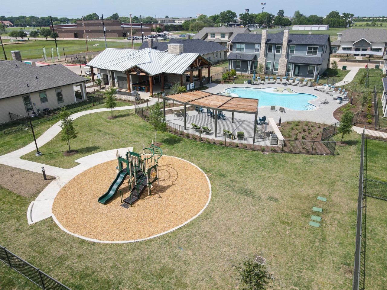 Home at Waller Image 42