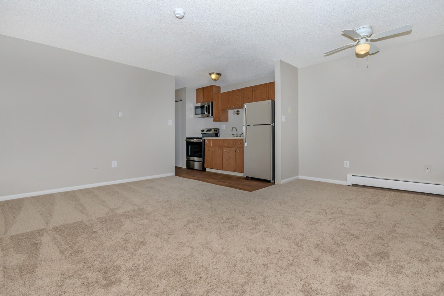 Green Mountain Apartments Image 1