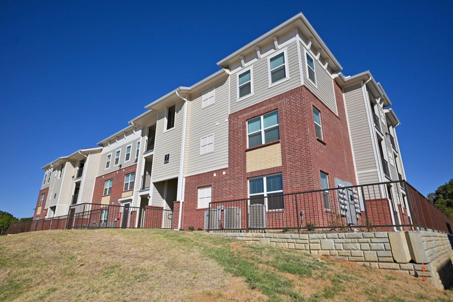 EMLI at Pecan Creek - Affordable Housing Image 7
