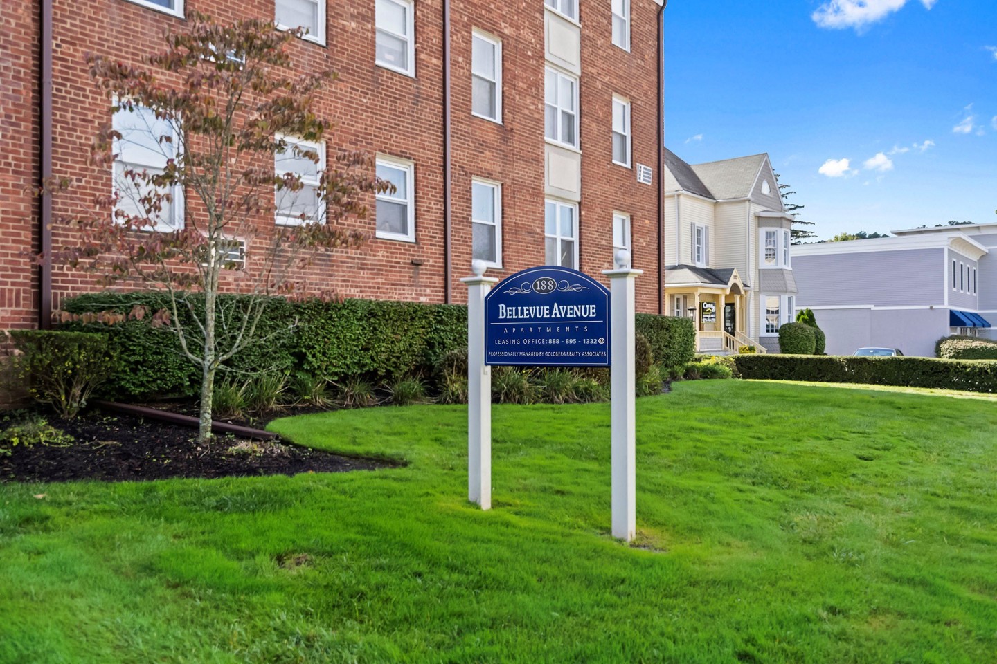 188 Bellevue Ave Image 14