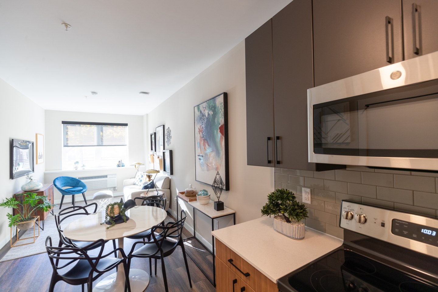 Walnut View Image 4