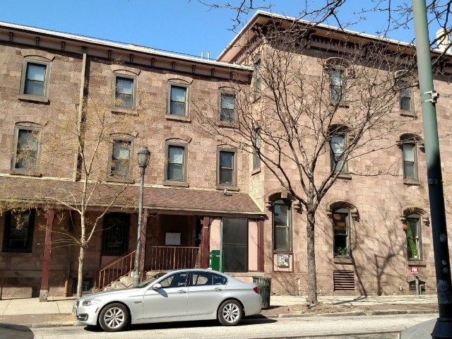 4000 Chestnut Street Image 3