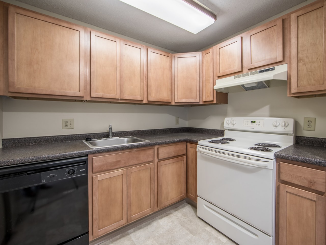 Westford Park Apartments Image 3