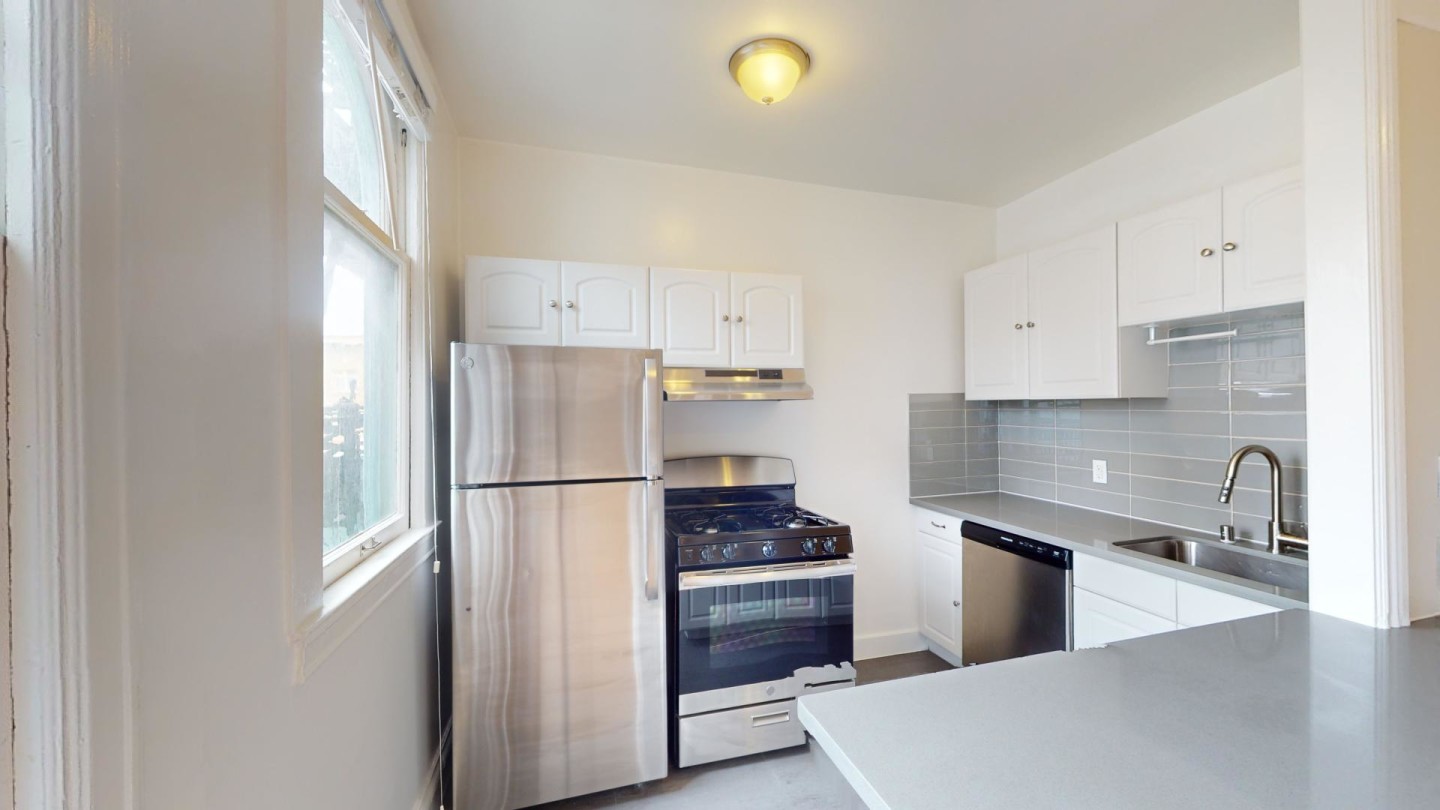 621 Stockton Image 22