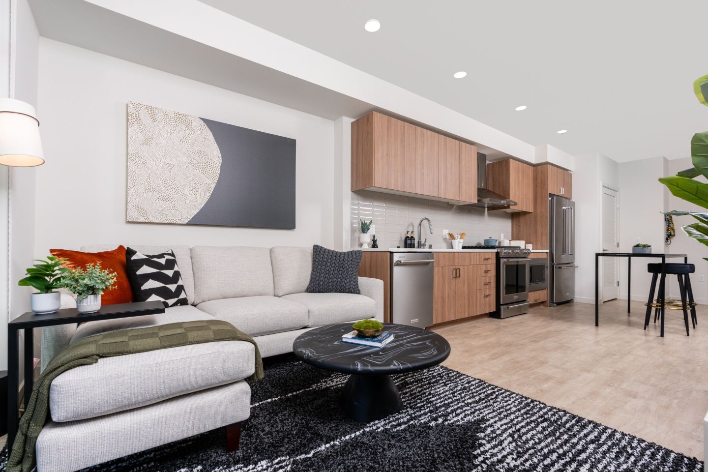 Eastline Grand Image 9