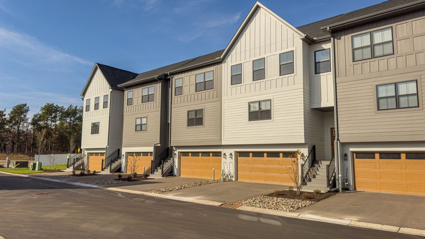 Foxtail Hollow Townhomes Image 1
