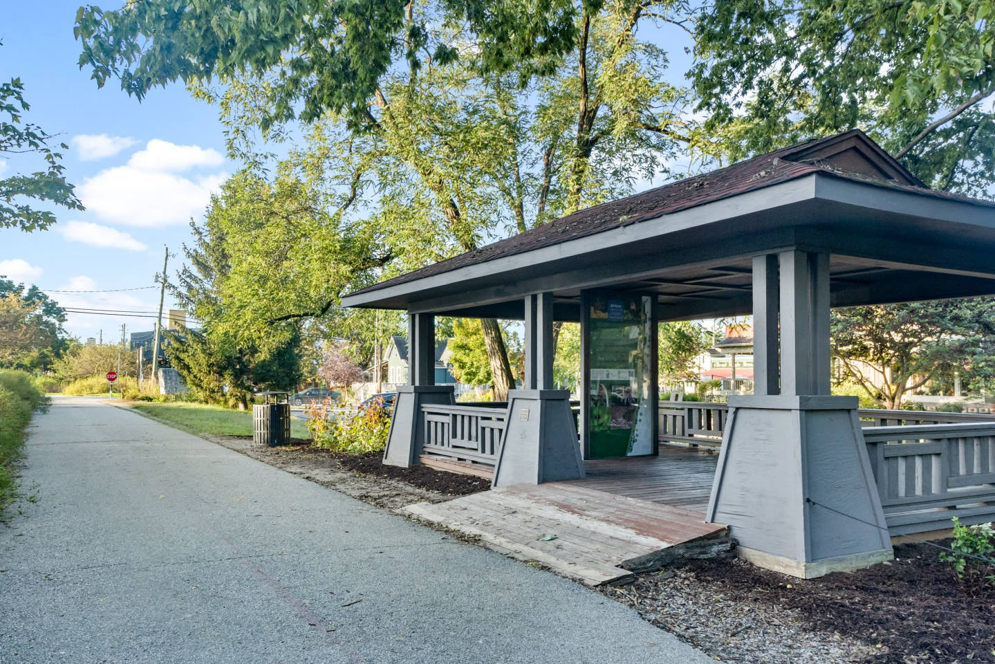Monon Living Image 100