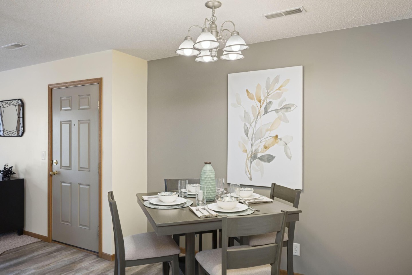 Pebblebrook Apartments Image 9