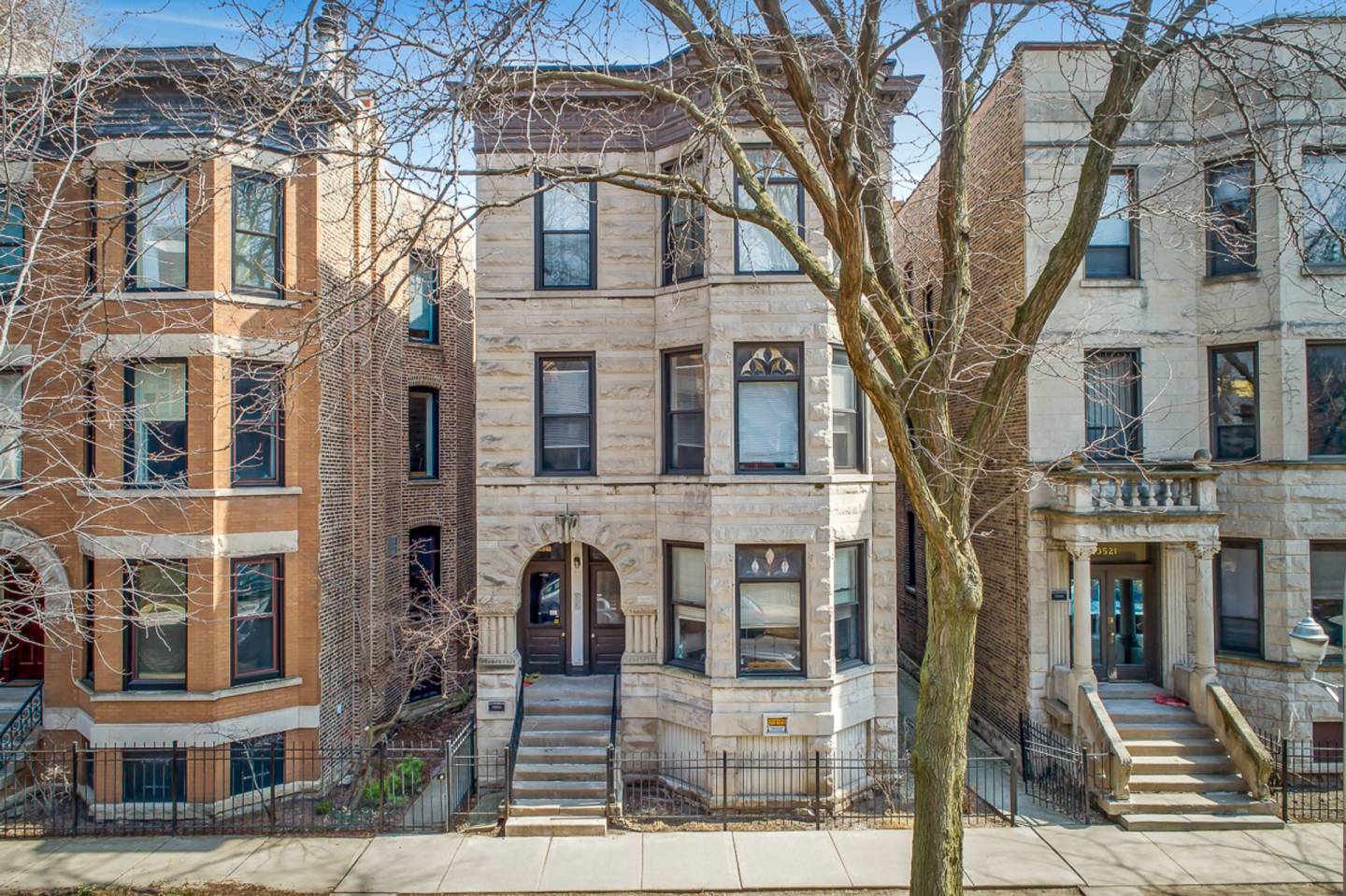 3525 N Wilton Image 3