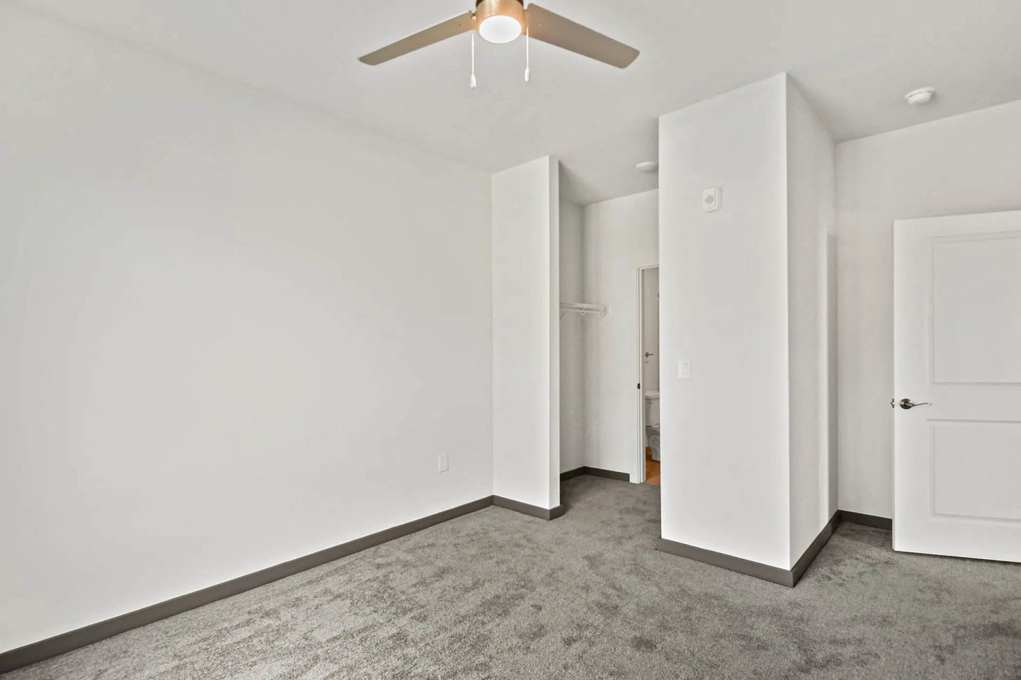 Metropolis Apartments Image 26