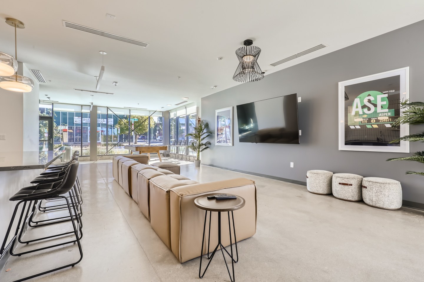 Stanley House Apartments Image 3