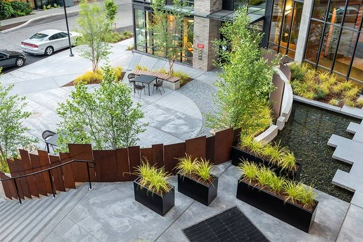 624 Yale Image 23