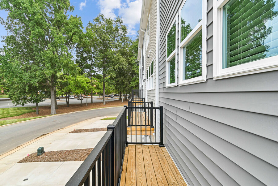 Westmont Village Image 17