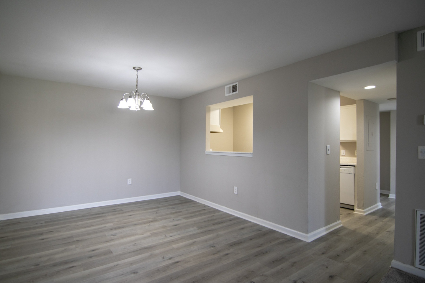 The Latitude Apartments Image 43