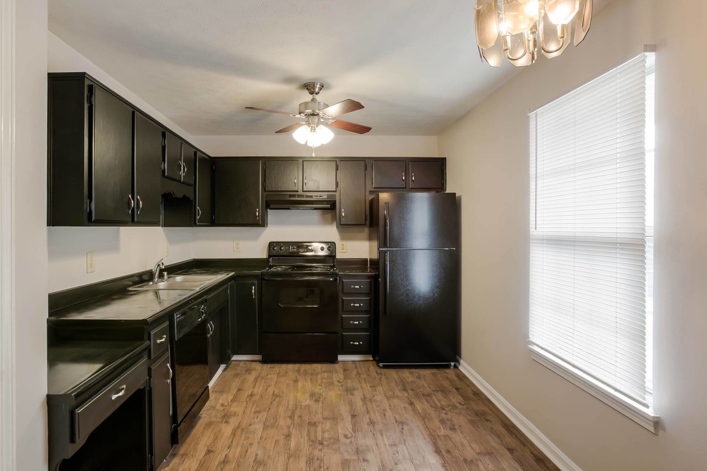 Park Place Apartments Image 9