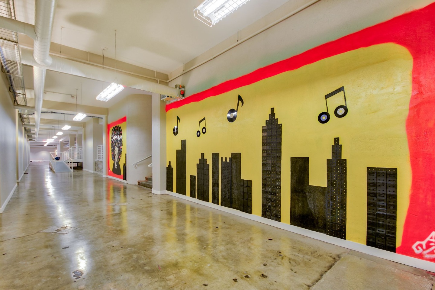 R & T Lofts Image 36
