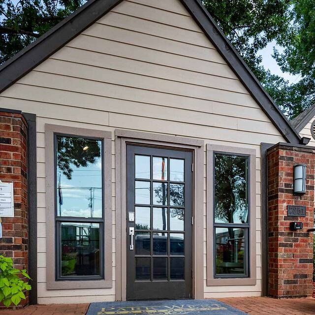 Park West Apartments Image 13