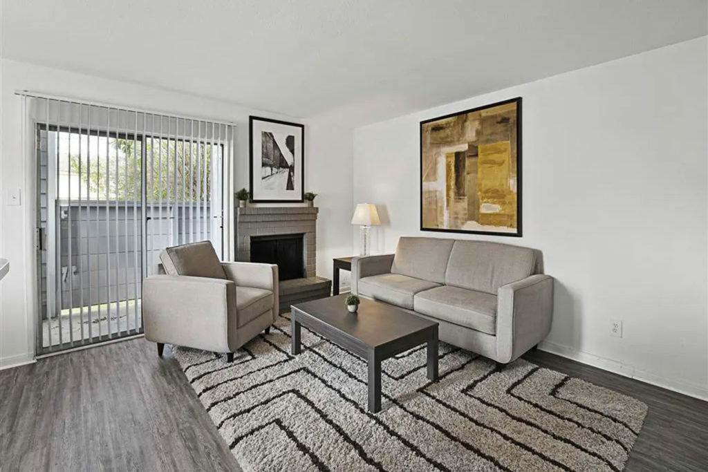 Toro Place Image 29