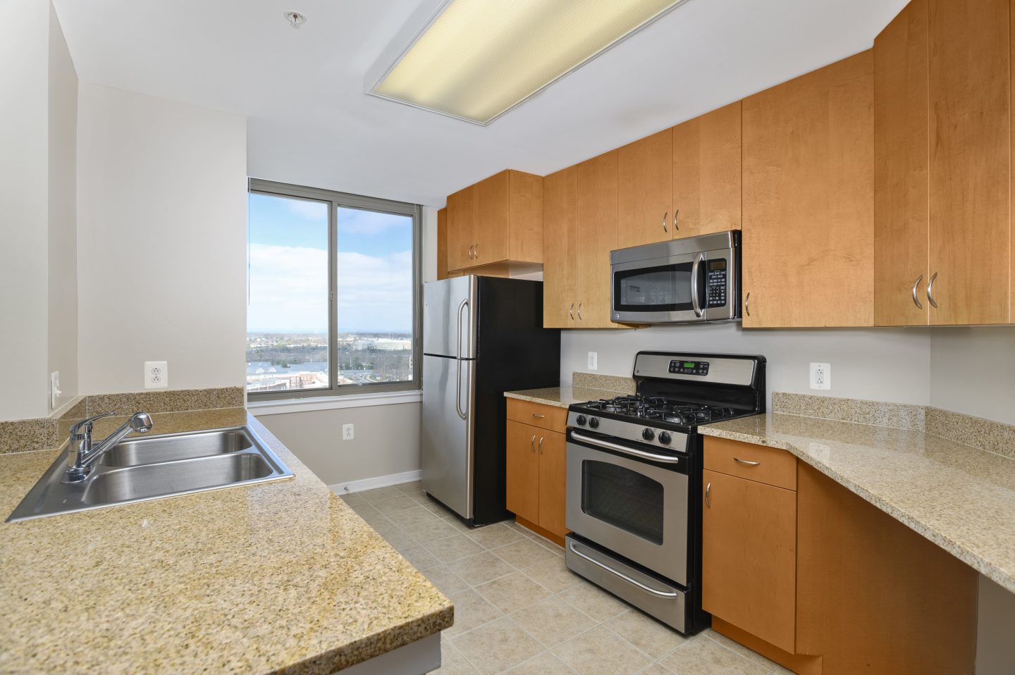 The Cosmopolitan at Reston Town Center Image 17