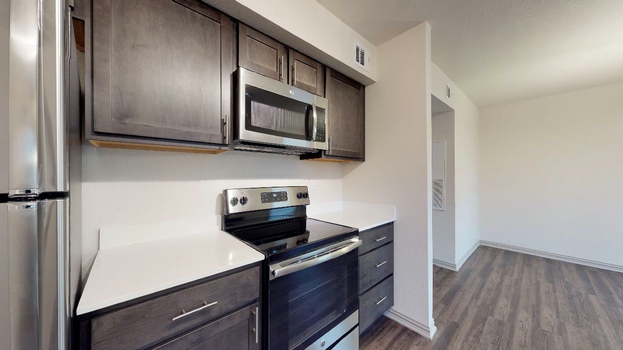 Westside Court Image 22