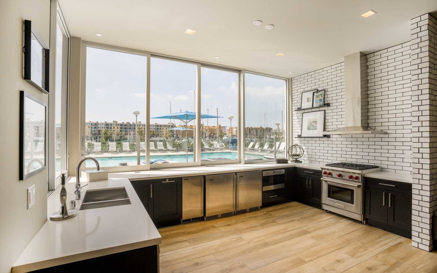 WAYFARER APARTMENTS + MARINA Image 14
