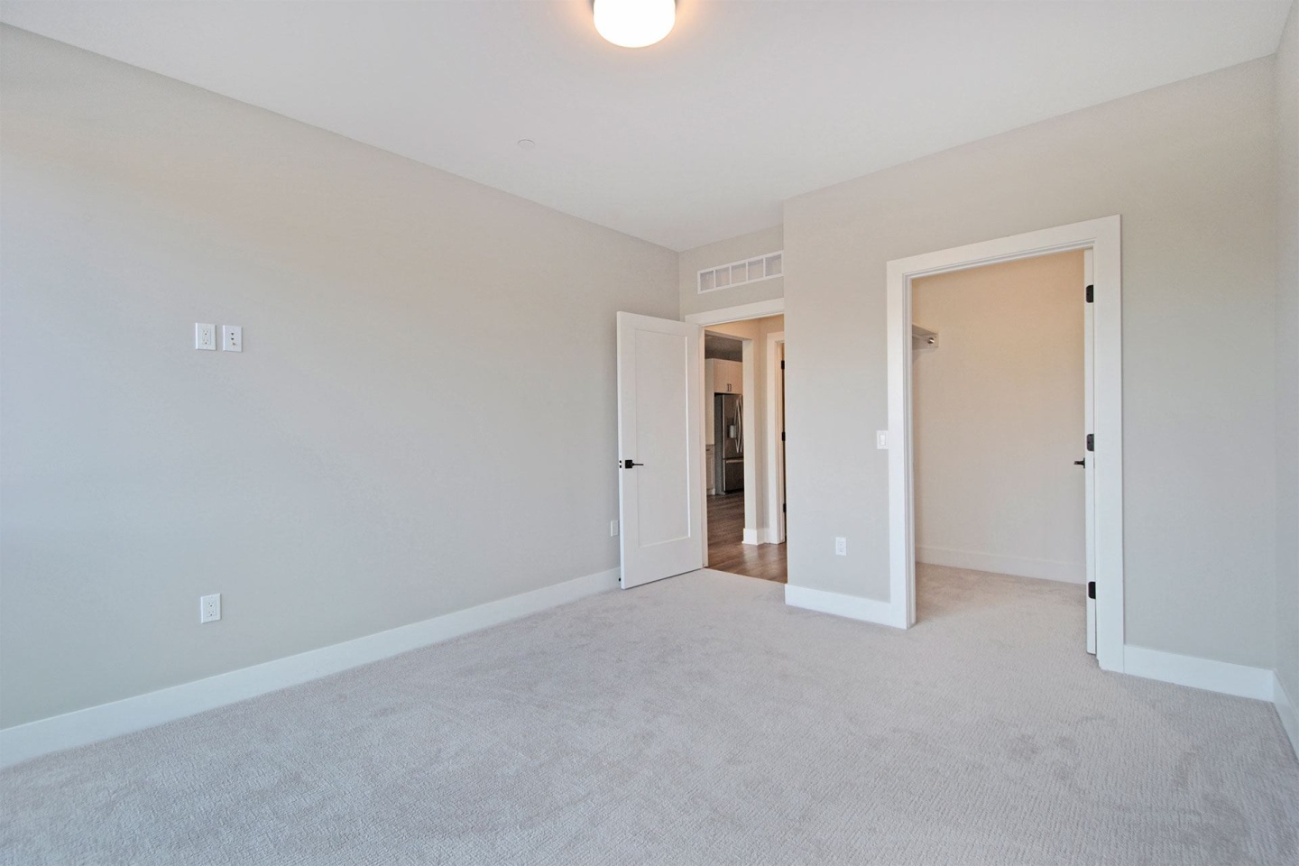 Forum Flats Image 15
