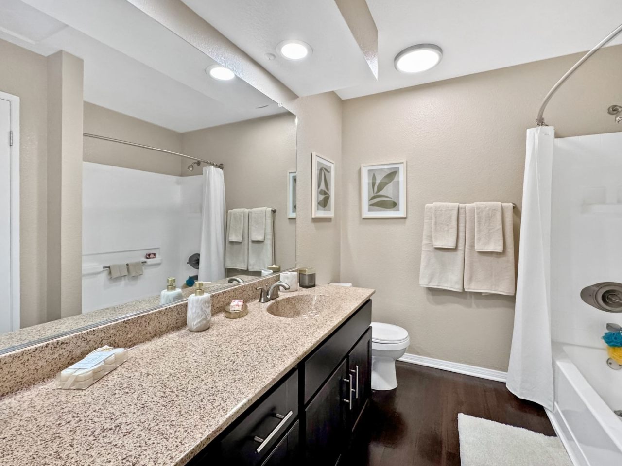 Tuscany Village Image 15