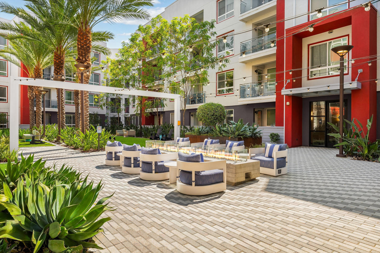 DUO Apartments Image 9