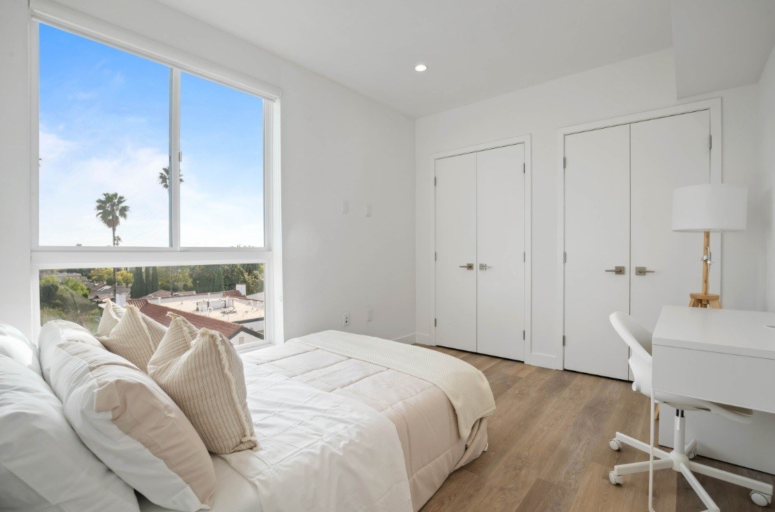 4804 Oakwood Image 20