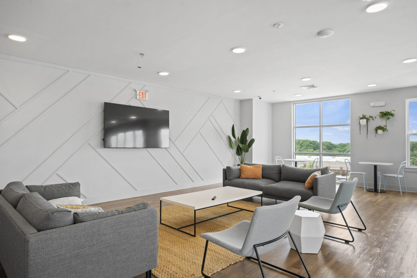 The Rise at Regency Image 10