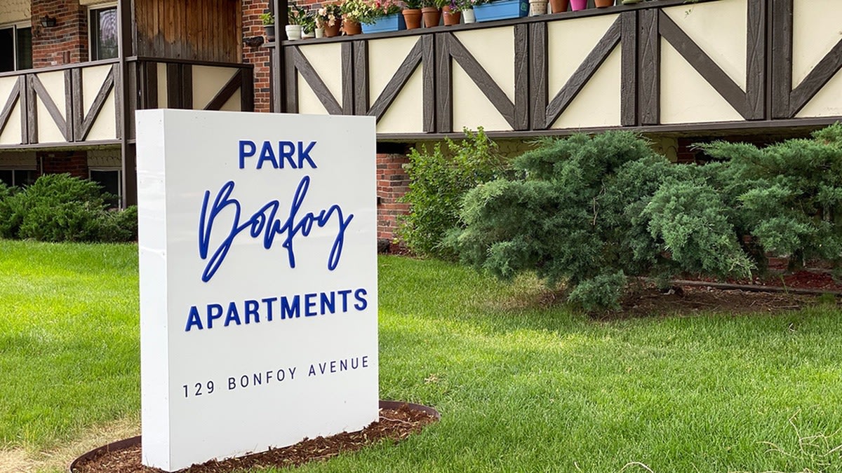Park Bonfoy Apartments Image 5
