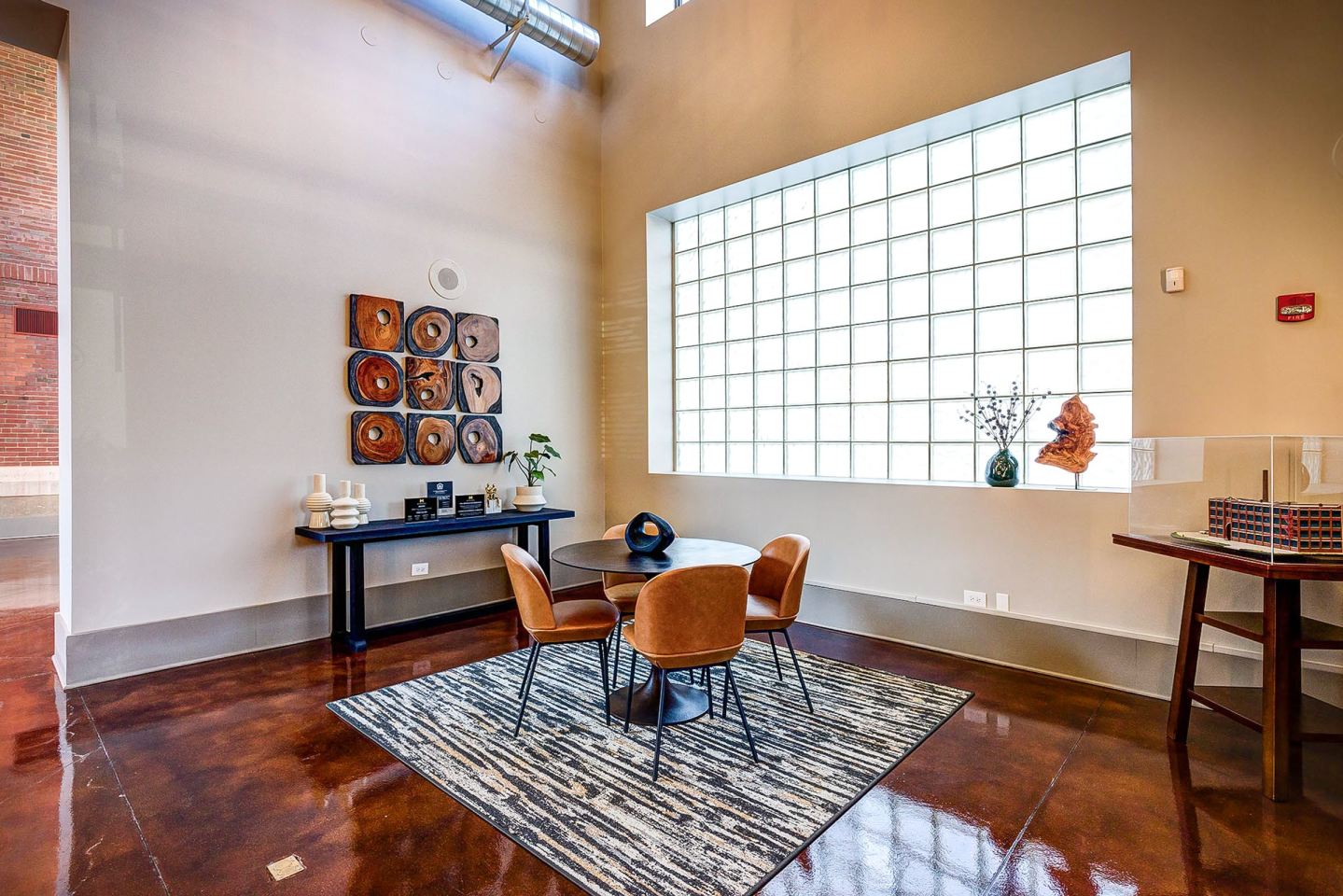Ovaltine Court Image 6