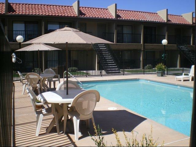Las Brisas Image 1
