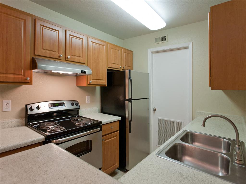 James Pointe Apartments Image 61