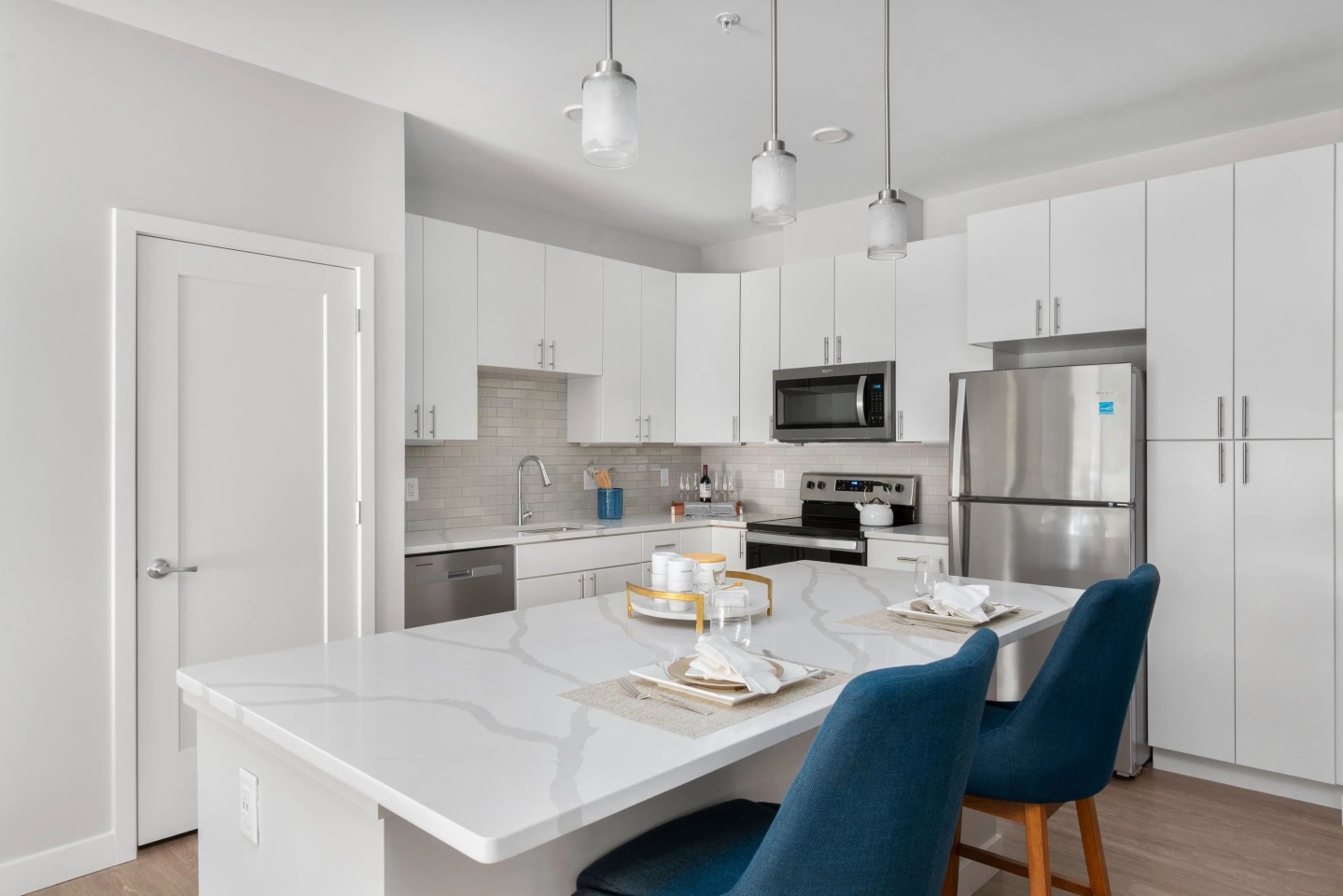 505 Sutton Image 1