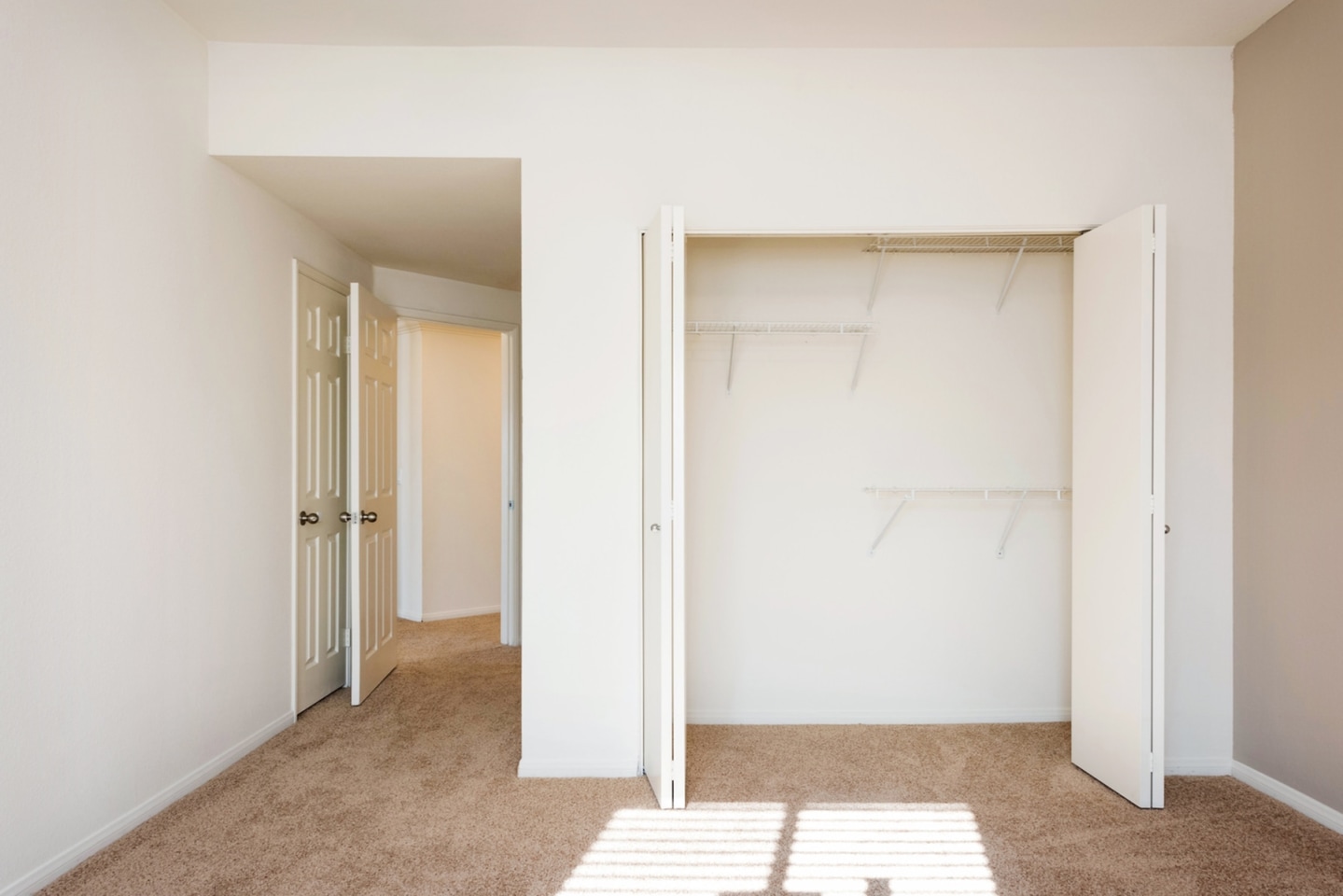 Elan Sevilla Apartments Image 33