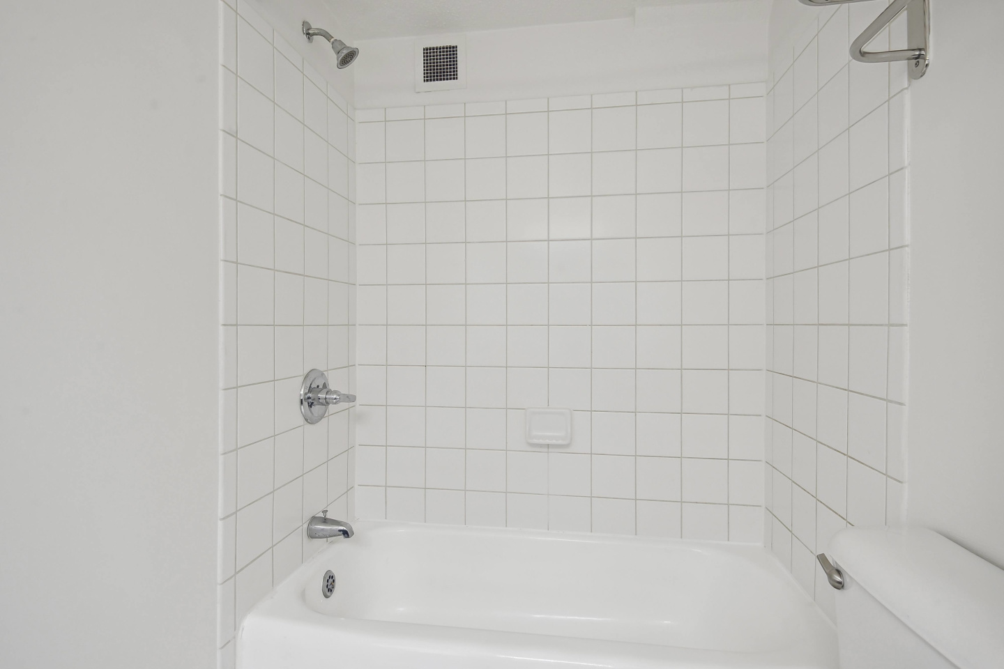 Broadstone Van Dorn Image 33