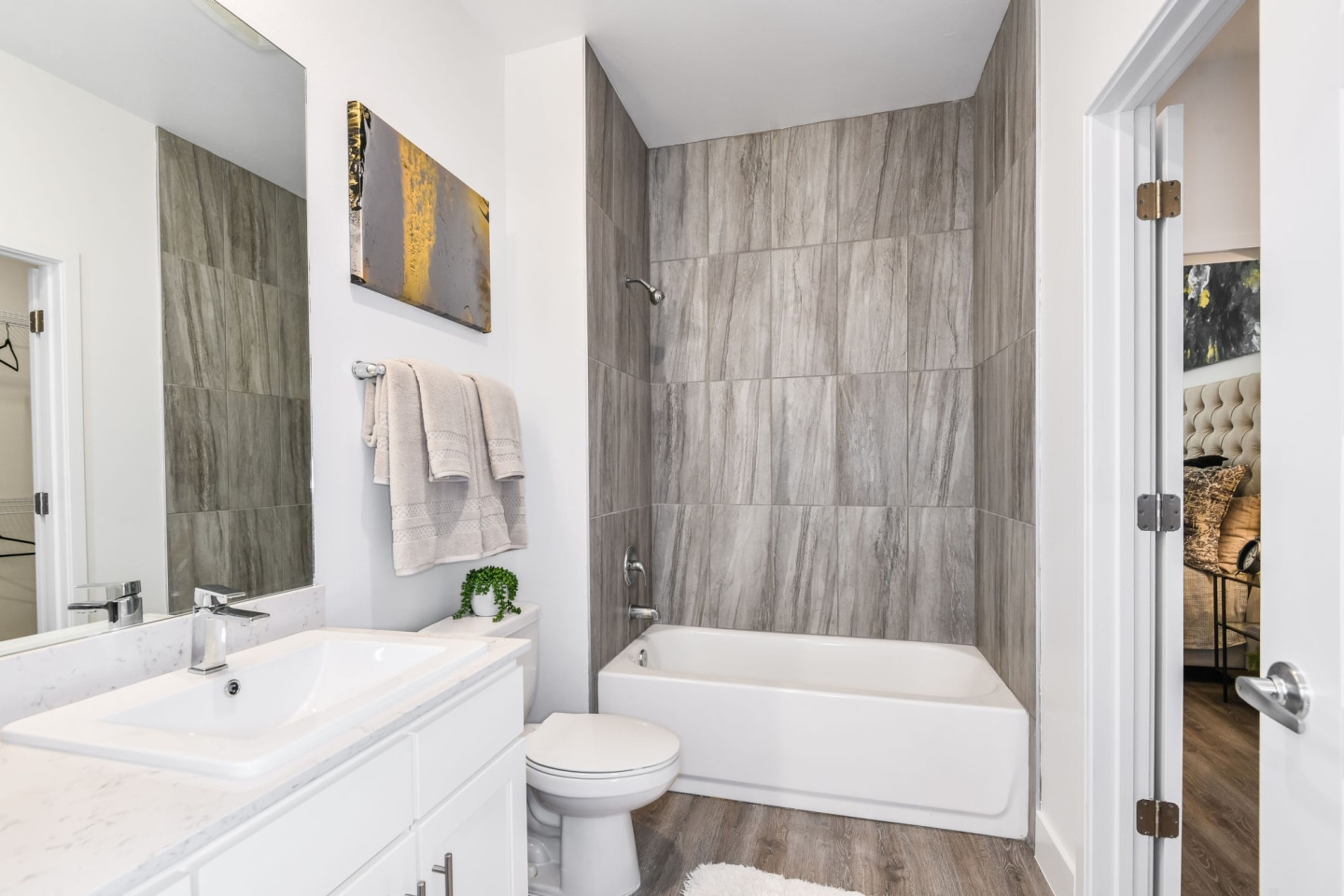 City Place at Celebration Pointe Image 9
