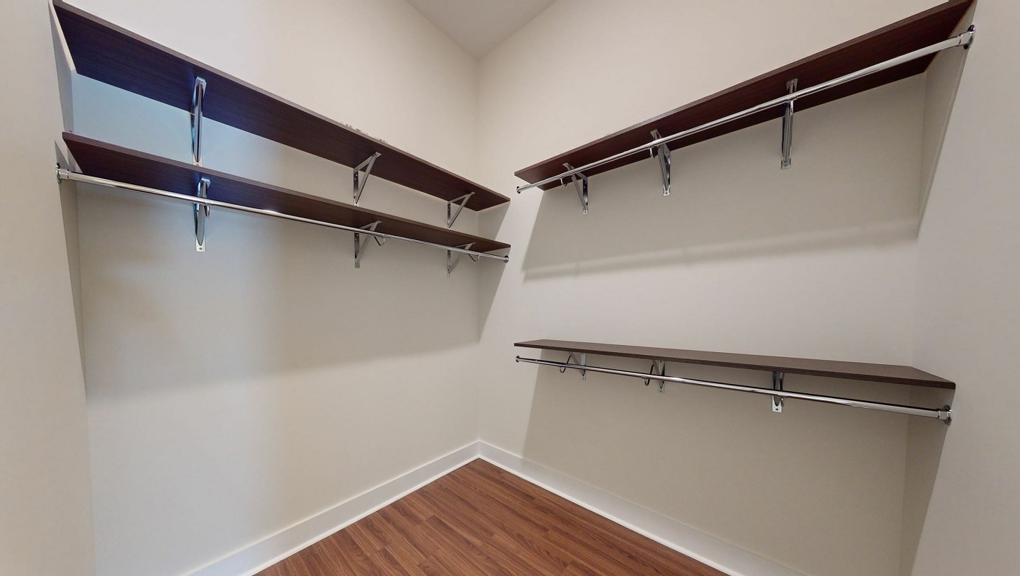 AMLI Brookhaven Apartments Image 7