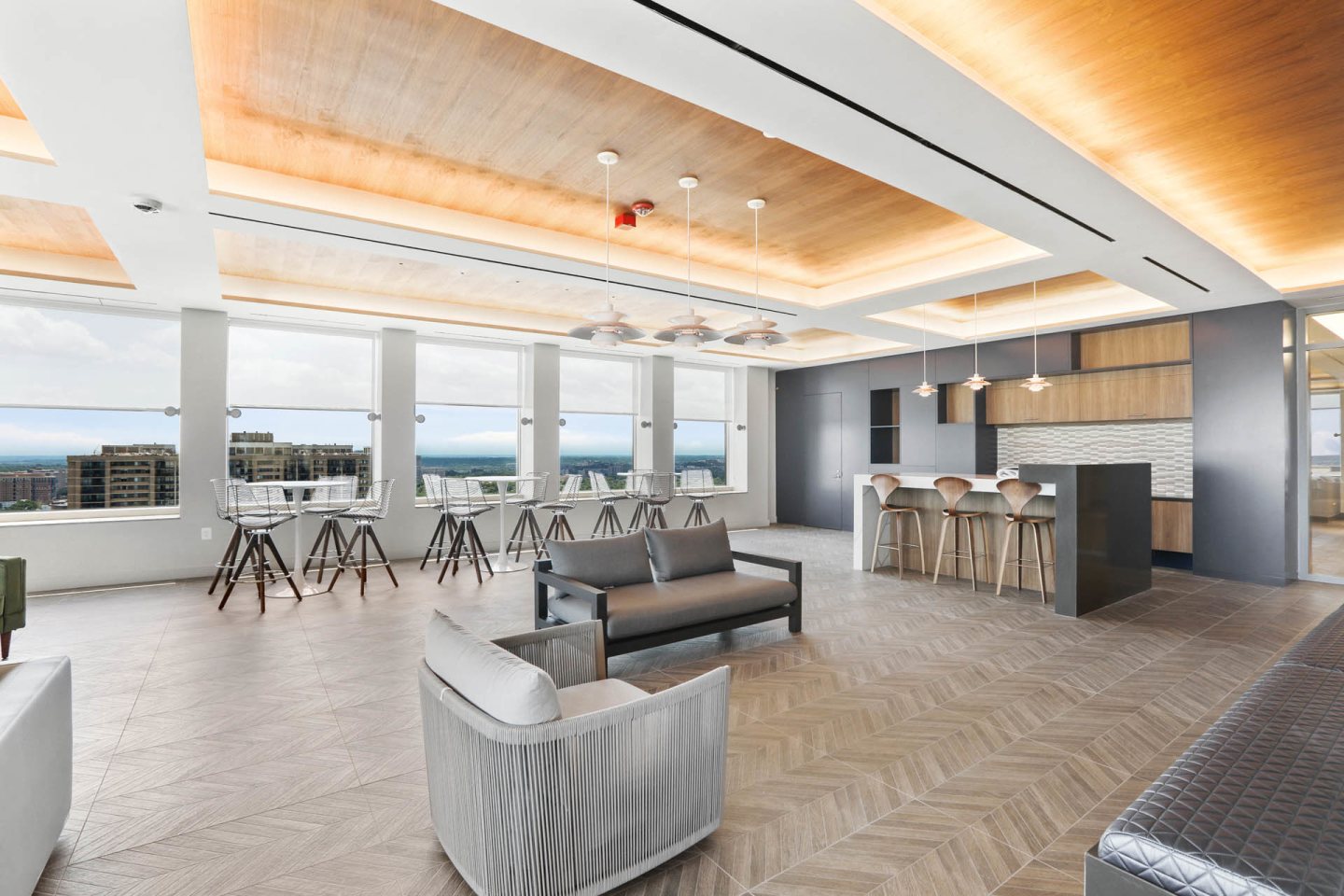 Skyline Towers Image 10