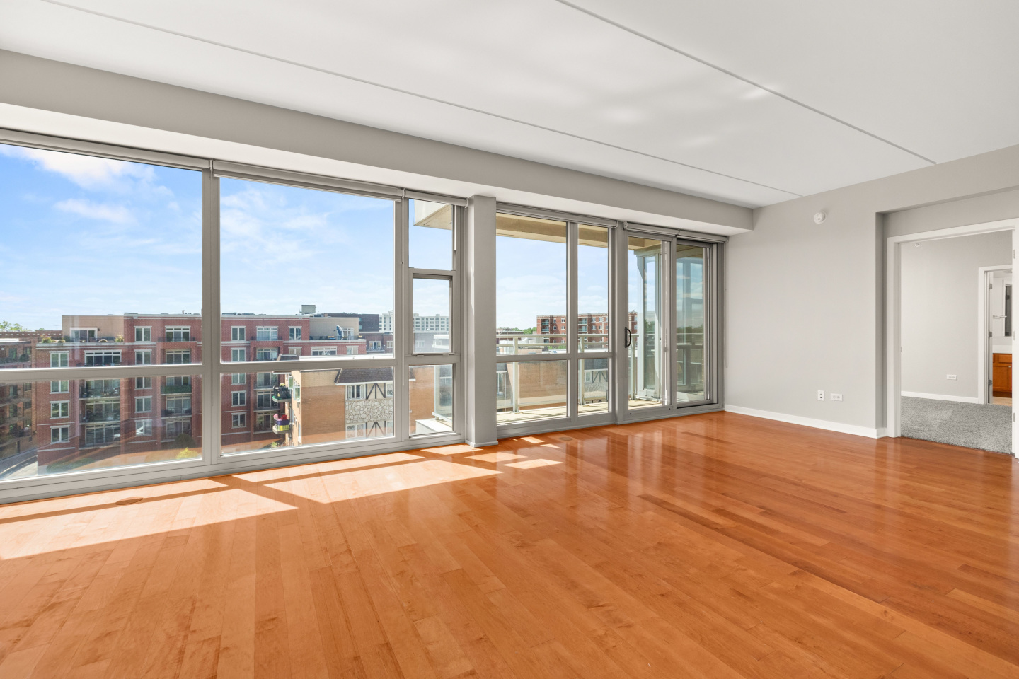Kingston Pointe Apartments Image 8