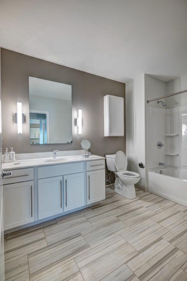 The Elm At Island Creek Village Image 6