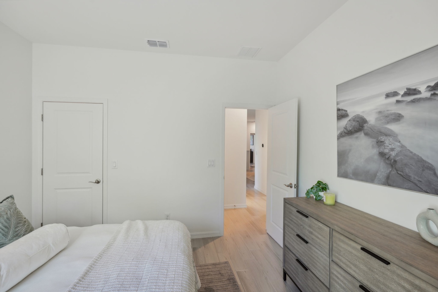 Juniper Pointe Image 13