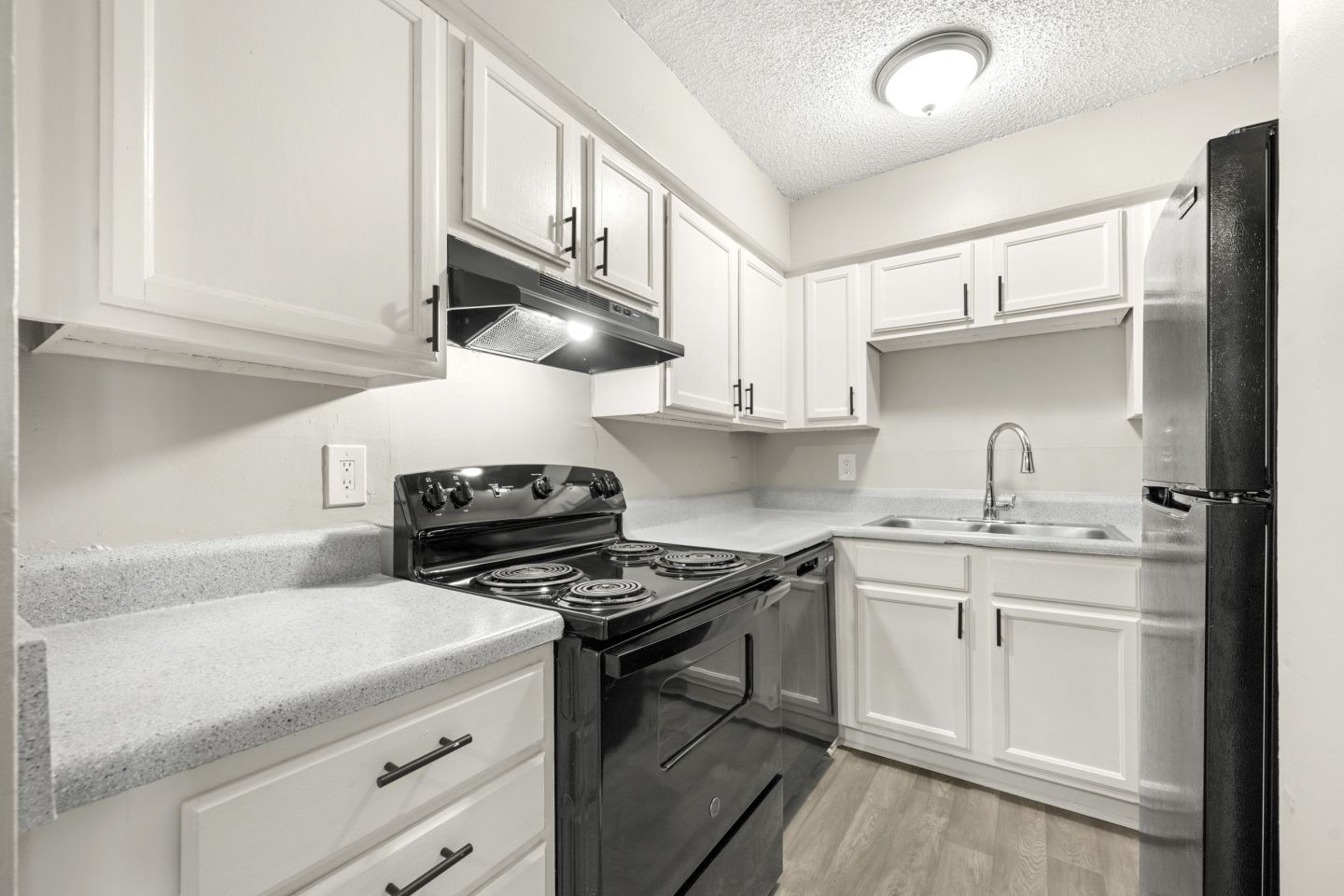 445 Cleveland Image 5