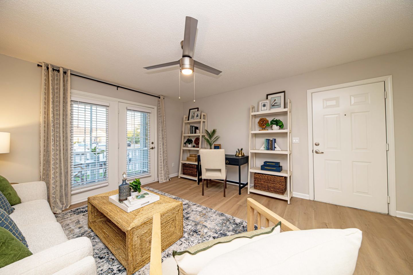 The Collins Apartment Homes Image 11