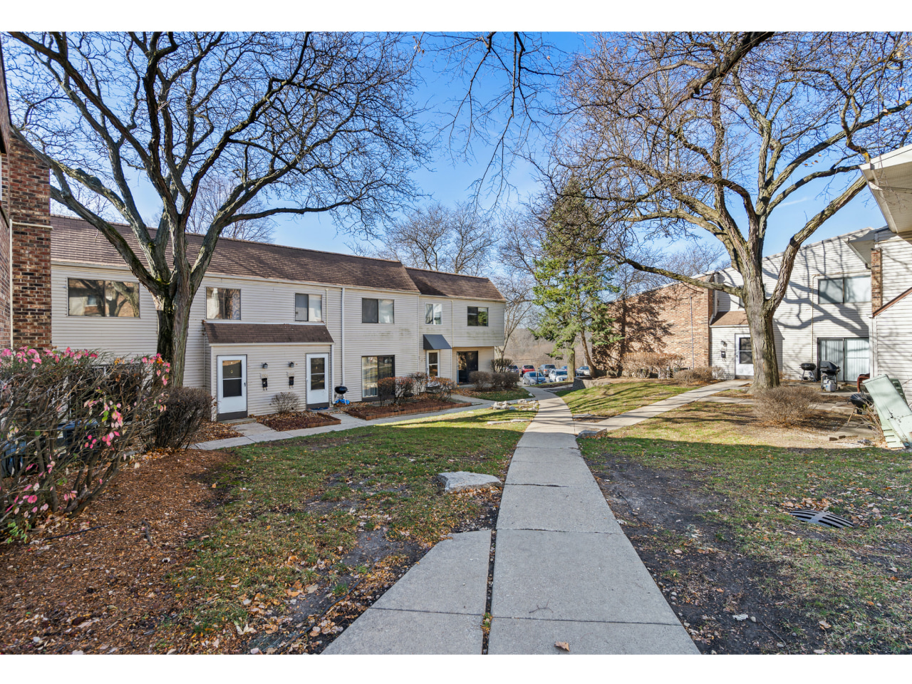 The Townhomes at Highcrest Image 33