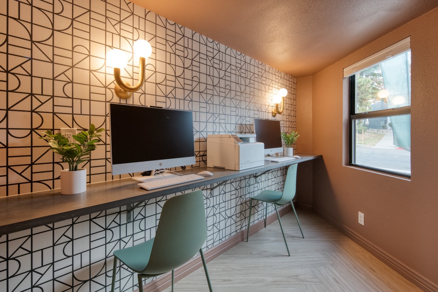 Treehouse Apartments Image 30